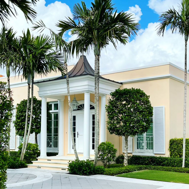 Dunbar Road’s Palm Beach Guide – The Potted Boxwood